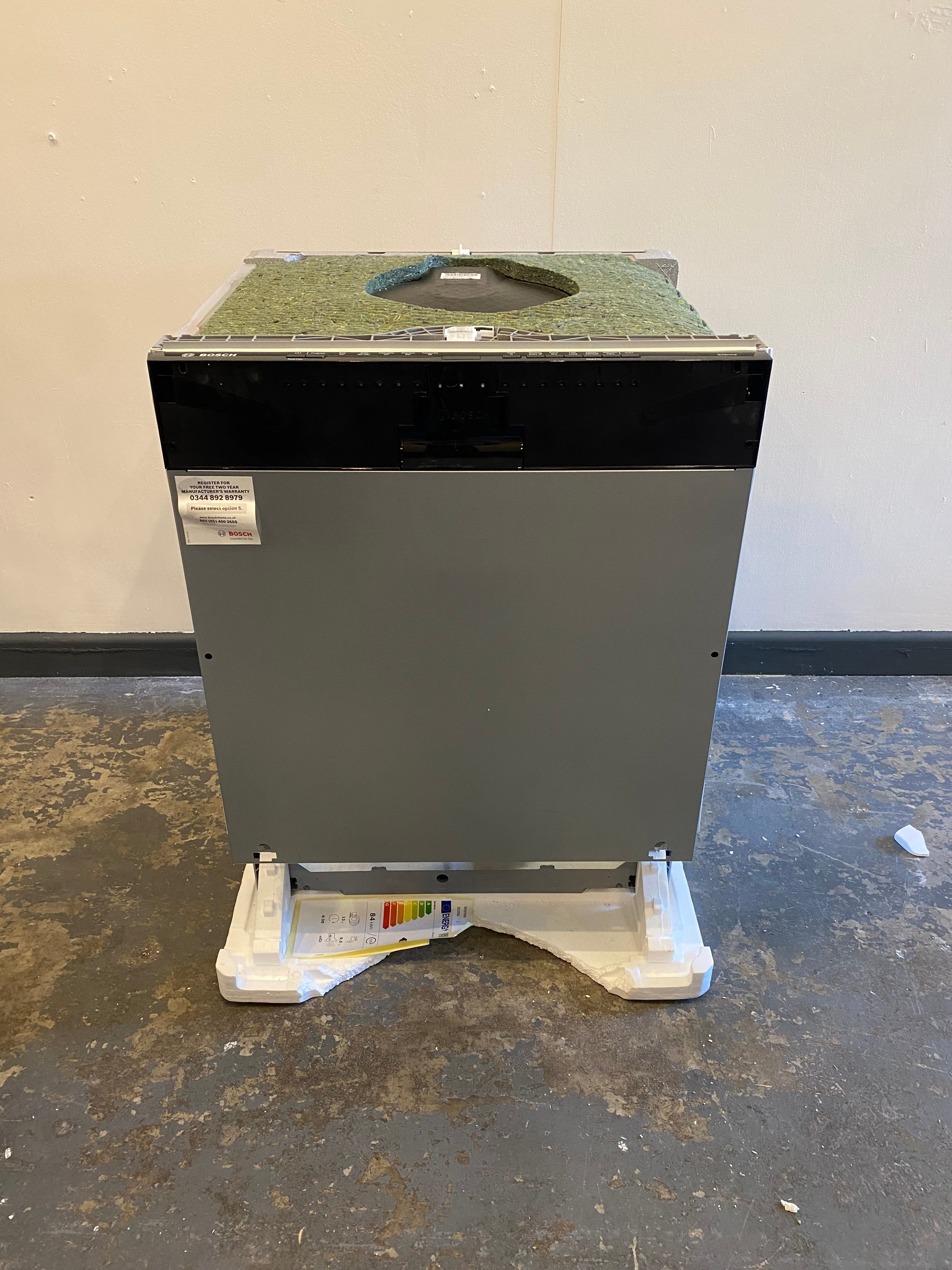 BOSCH Series 2 SMV2HTX02G Full Size Fully Integrated Wifi-Enabled Dishwasher