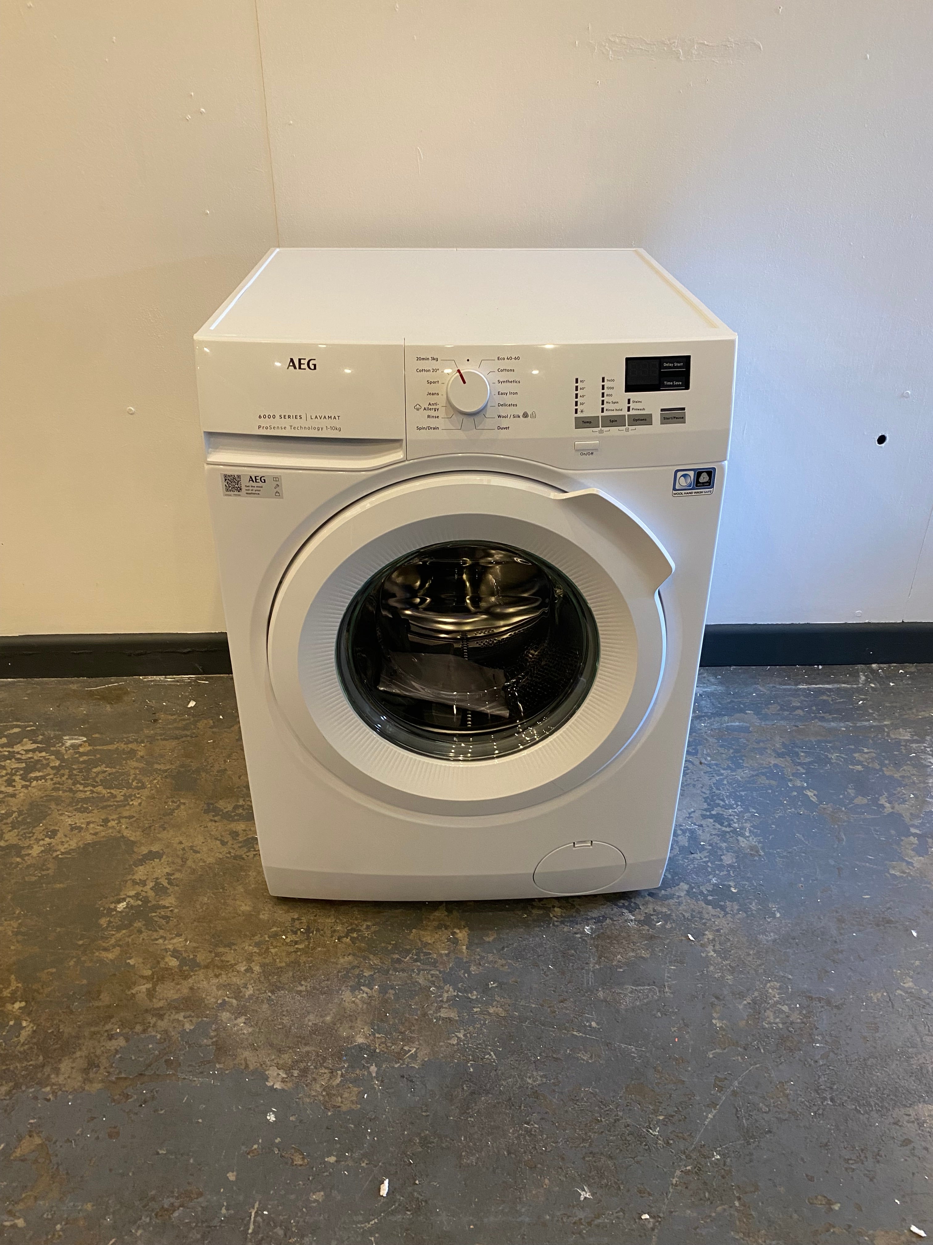 AEG 6000 ProSense L6FBK141B 1400 Spin 10kg Washing Machine - White