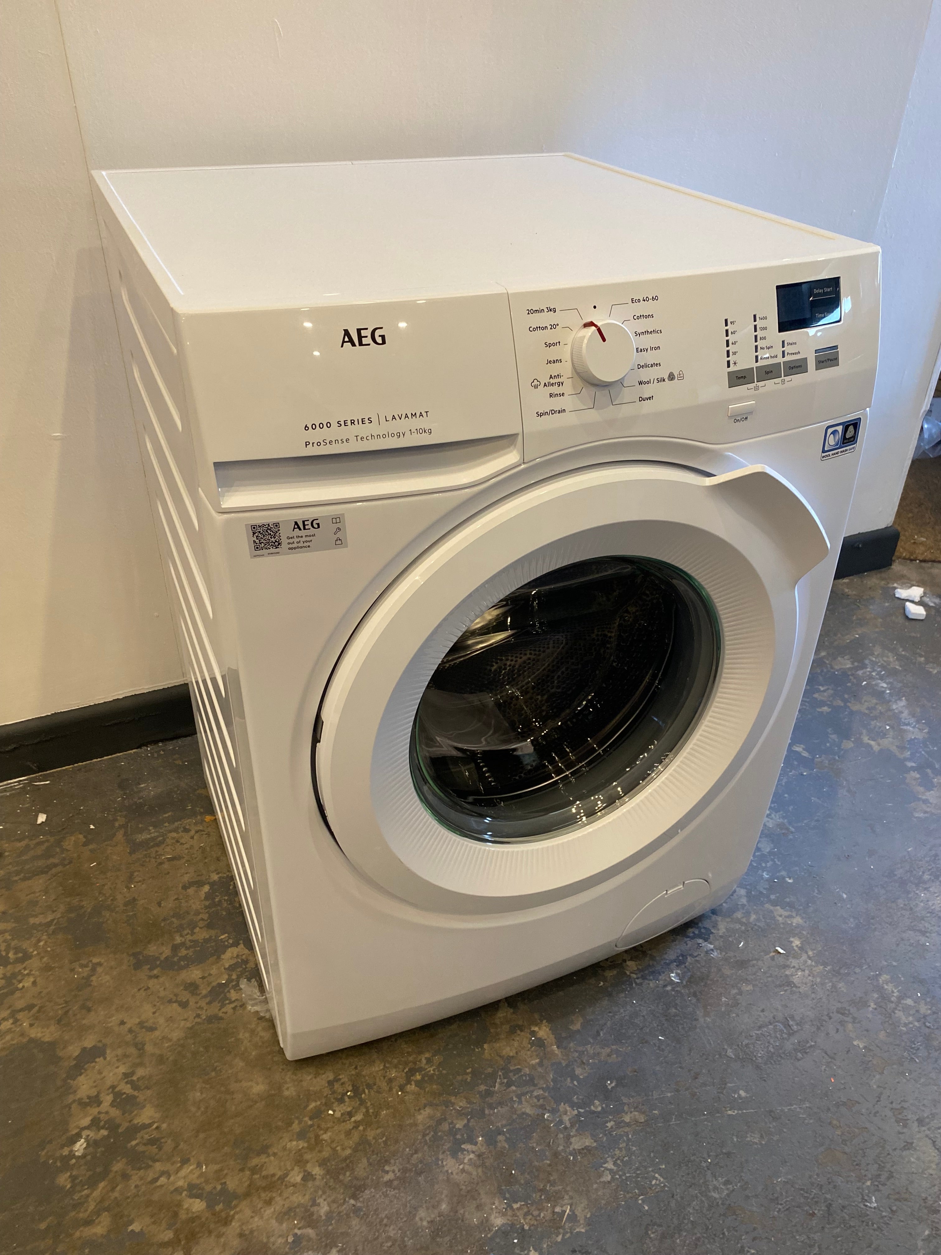 AEG 6000 ProSense L6FBK141B 1400 Spin 10kg Washing Machine - White
